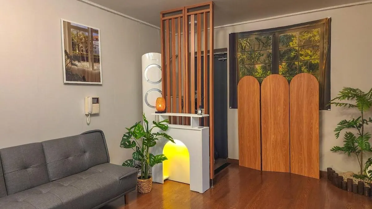 K-6 Hongdae Yeontral Park Apartment Seoul
