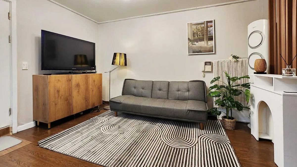 K-6 Hongdae Yeontral Park Apartment Seoul